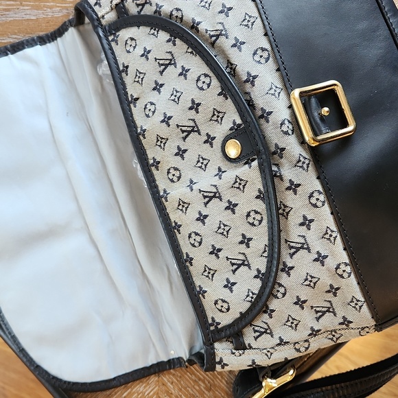 LOUIS VUITTON Mini Lin Navy Blue Crossbody/ Shoulder Bag - Picture 13 of 17